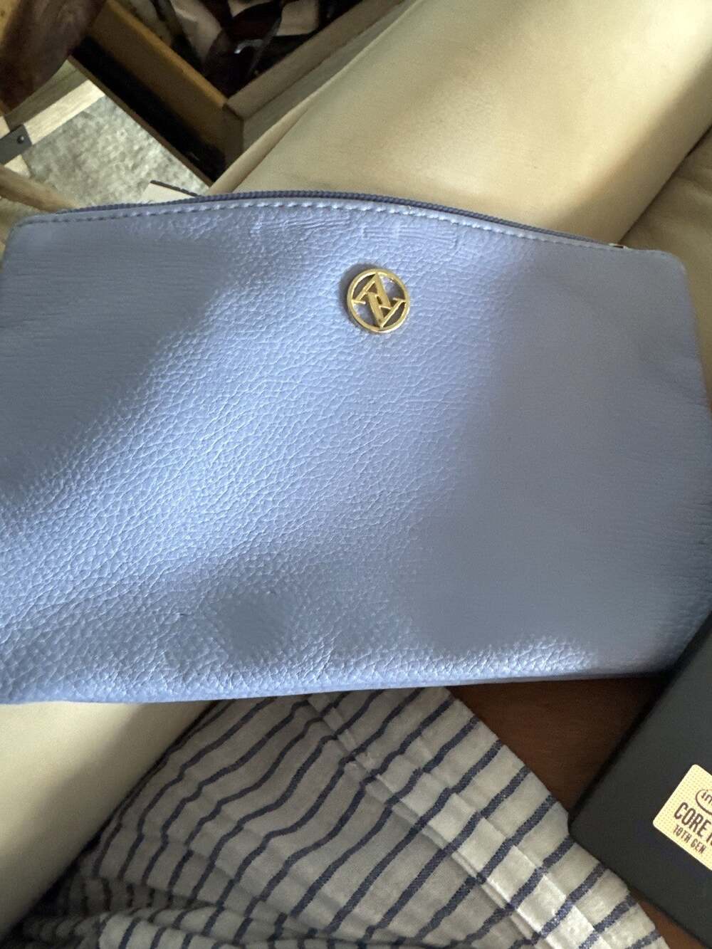 Adrienne Vittadini Blue Pebbled Faux Leather Zip Pouch Clutch bag